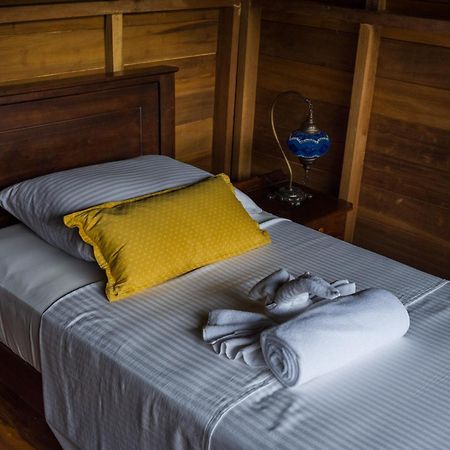 Wanakaset Forest Glamping Kitulgala Buitenkant foto