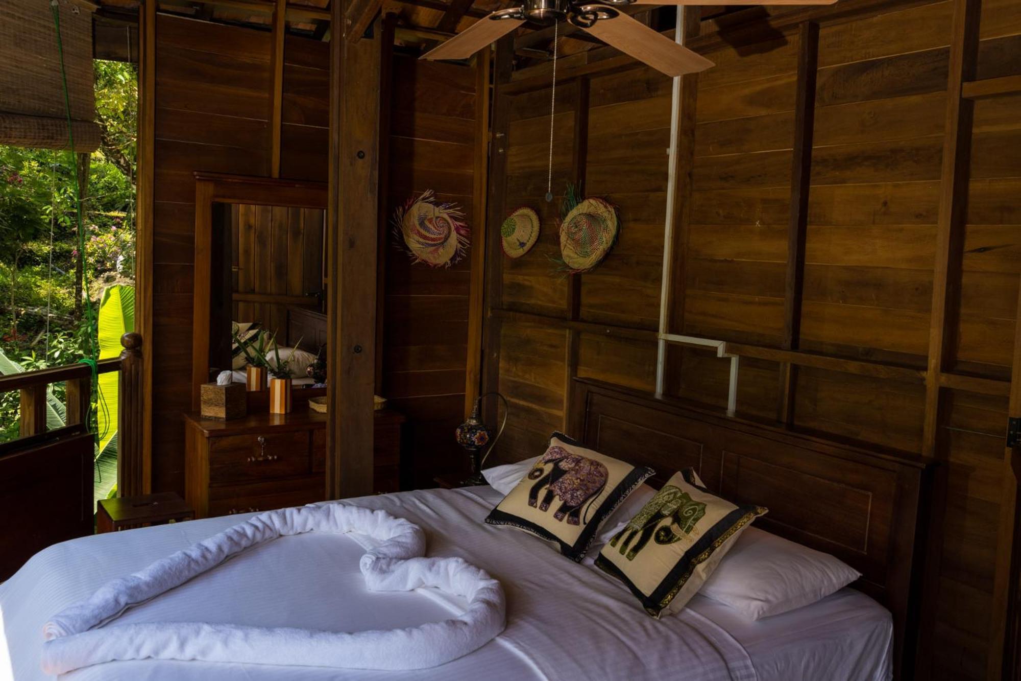 Wanakaset Forest Glamping Kitulgala Buitenkant foto