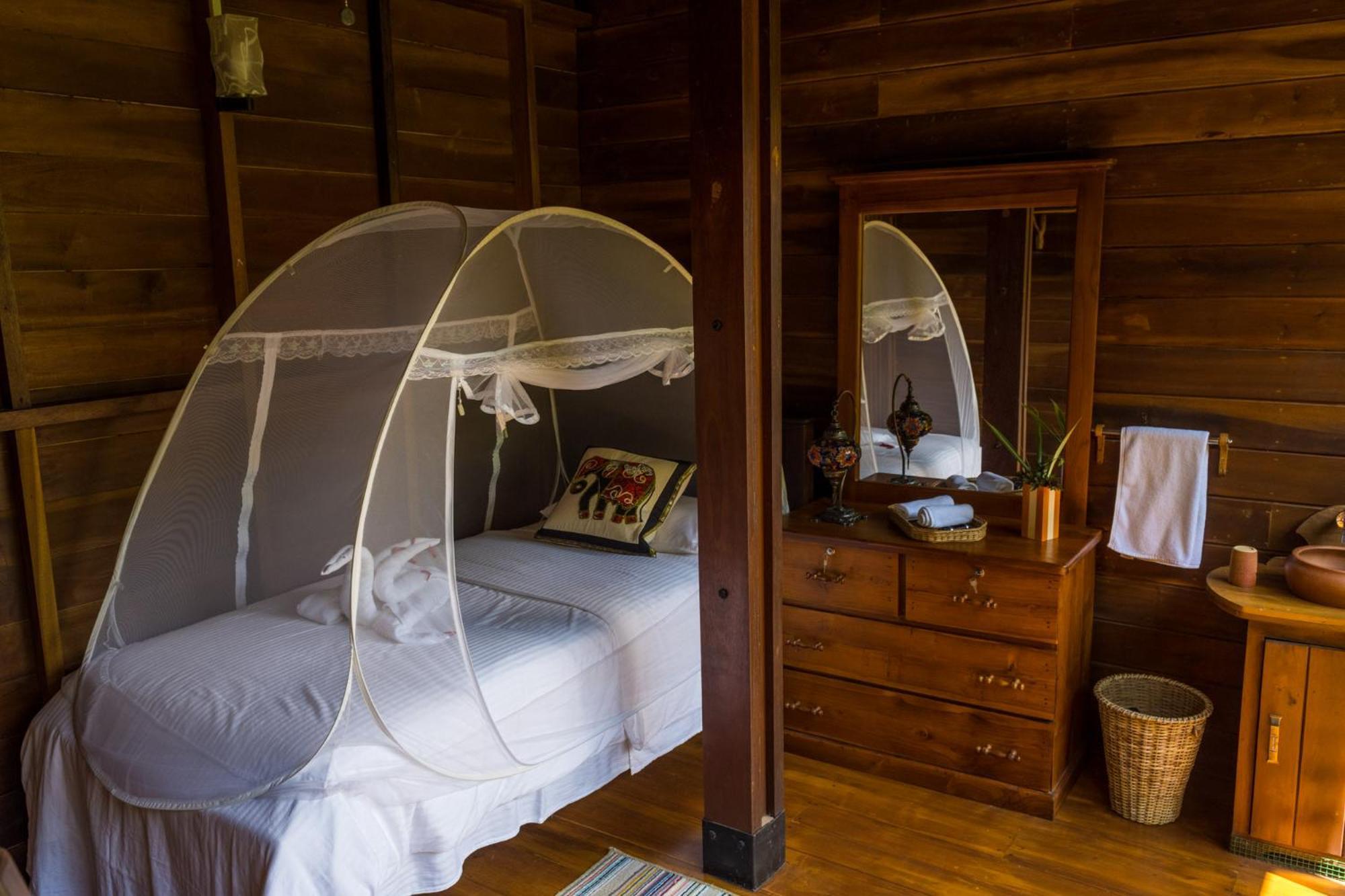 Wanakaset Forest Glamping Kitulgala Buitenkant foto